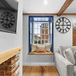 Tilly's Cosy Retreats - Viaduct * Knaresborough