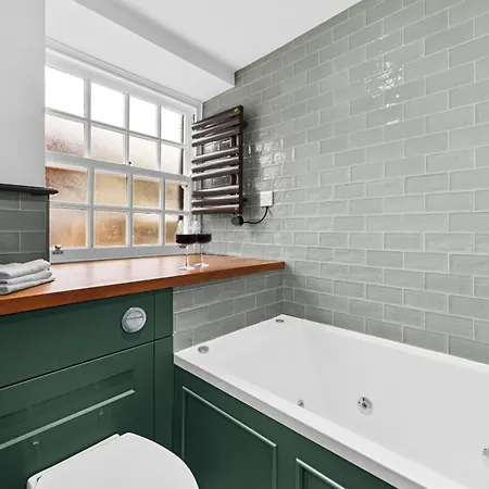 Tilly's Cosy Retreats - Viaduct * Knaresborough