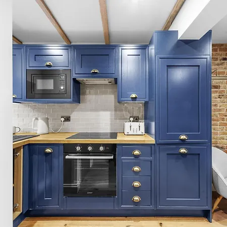 Tilly's Cosy Retreats - Viaduct