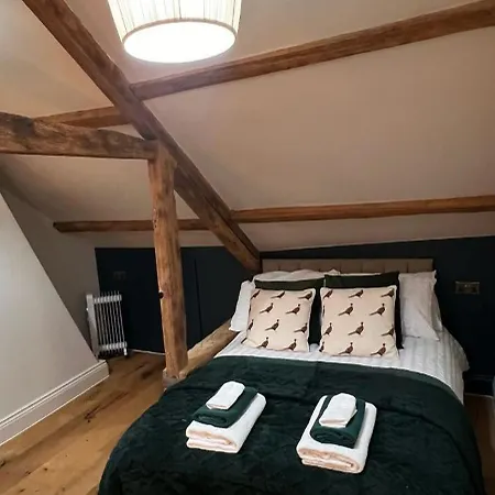 Tilly's Cosy Retreats - Viaduct