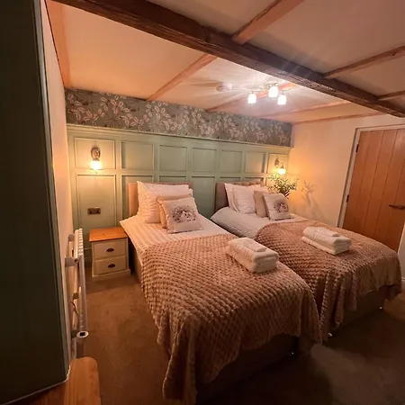 Tilly's Cosy Retreats - Viaduct * Knaresborough